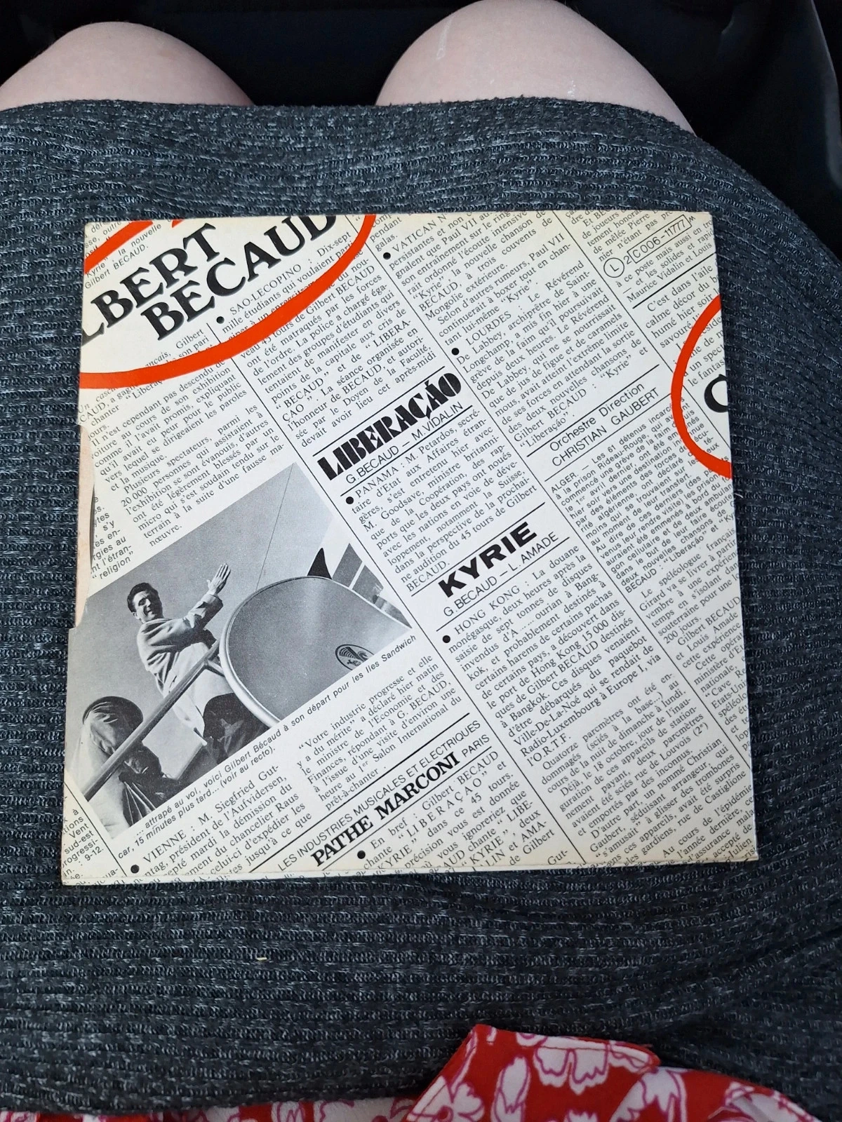 Vinil 45T Gilbert Becaud Libertação Kyrie – photo 2